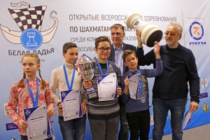Школьники из Кольцово стали восьмыми в финале "Белой ладьи" в Дагомысе