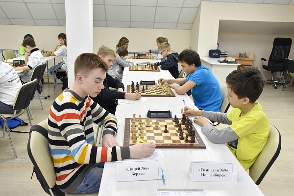 Всероссийские соревнования по шахматам «Белая ладья»,  24–27 марта 2022 г.