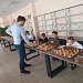 В НГТУ прошел сеанс одновременной игры с гроссмейстером Дмитрием Бочаровым